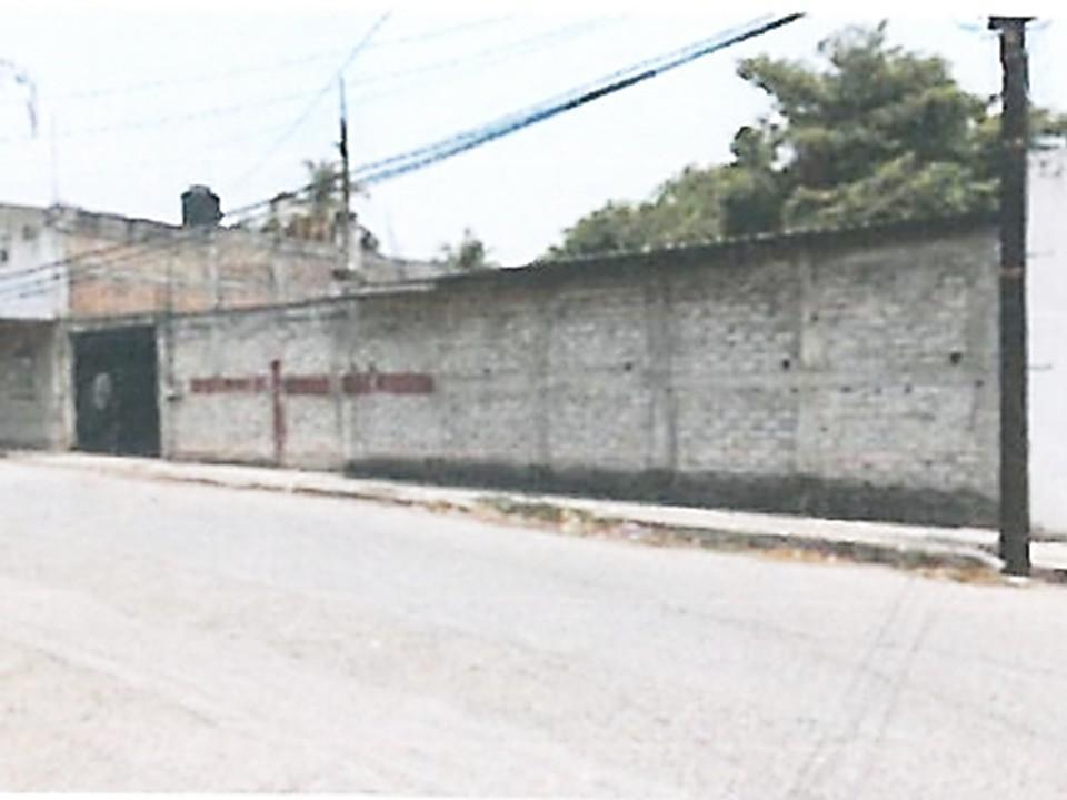 Amplio Terreno plano, regular en el Centro de Iguala 