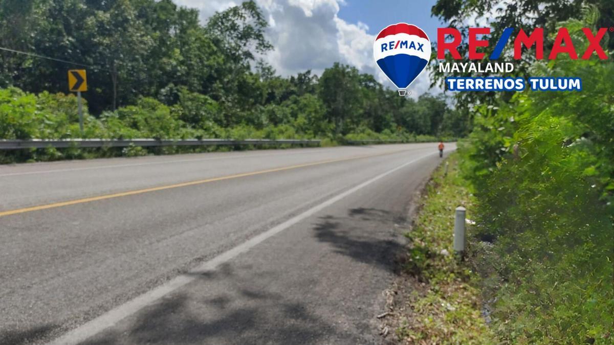 En venta lote de 2500 m2 sobre carretera cerca del aeropuert