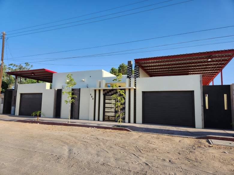 Casa mas 4 apartamentos en san luis rio colorado