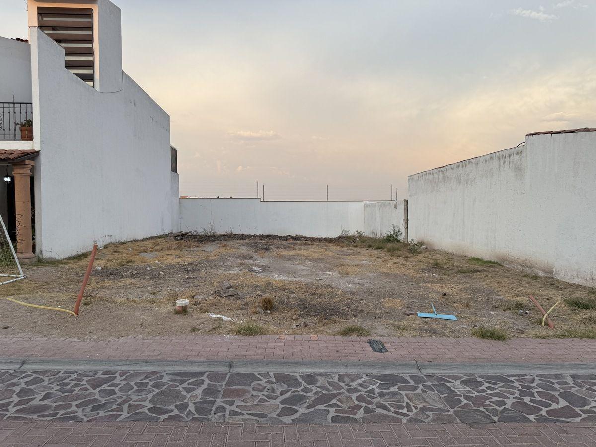 Se vende Terreno en El Marqués