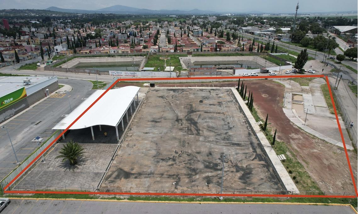  Terreno de 6,000m² en renta sobre avenida principal 