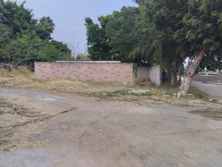 Morelos, Jiutepec venta de terreno de 200 m2 bardeado perime