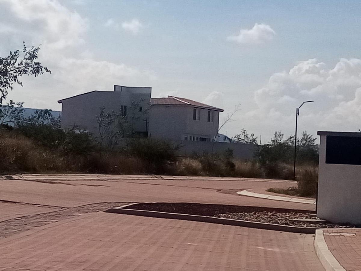 Se vende Terreno en Corregidora
