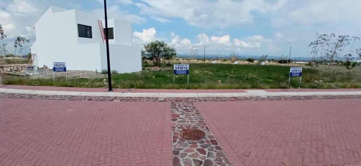 Vendo o traspaso 6 lotes REMATO, cerca Parque LOGISTIK 