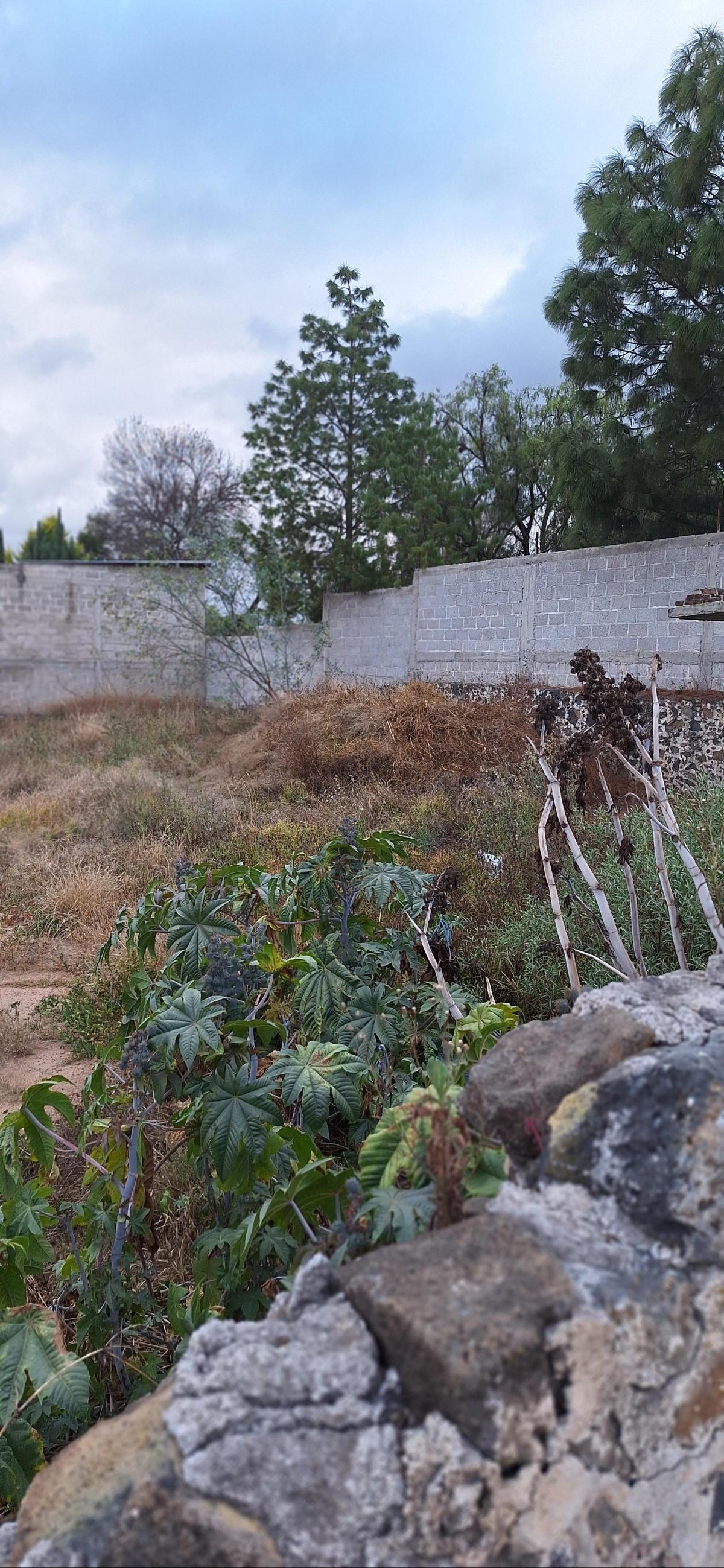 Se vende Terreno en esquina frente a calle principal