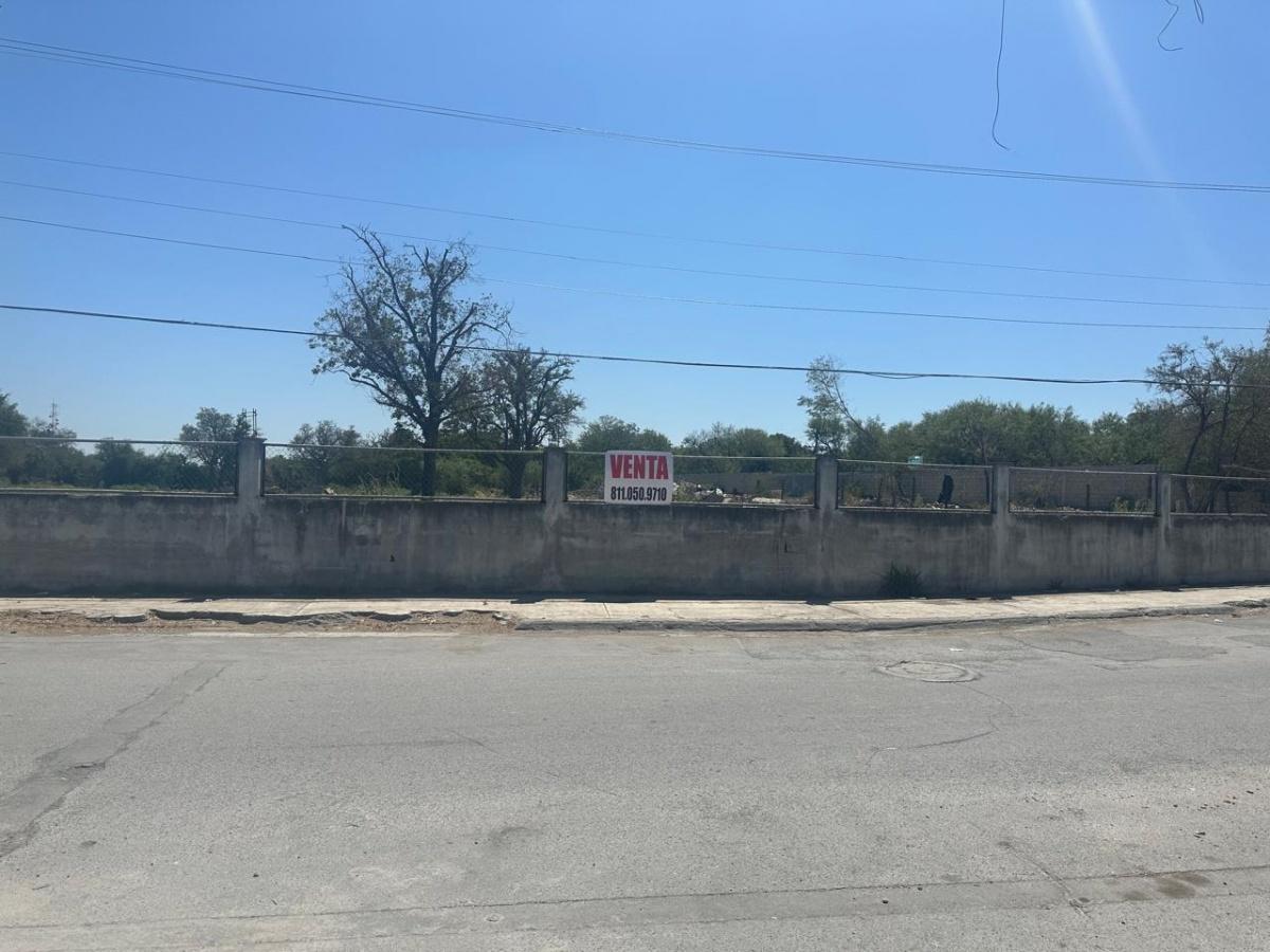 Terreno en venta Paseo Santa Rosa 