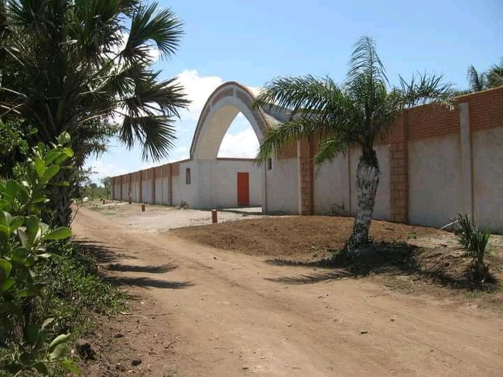 Se vende terreno en punta Antón Lizardo. 