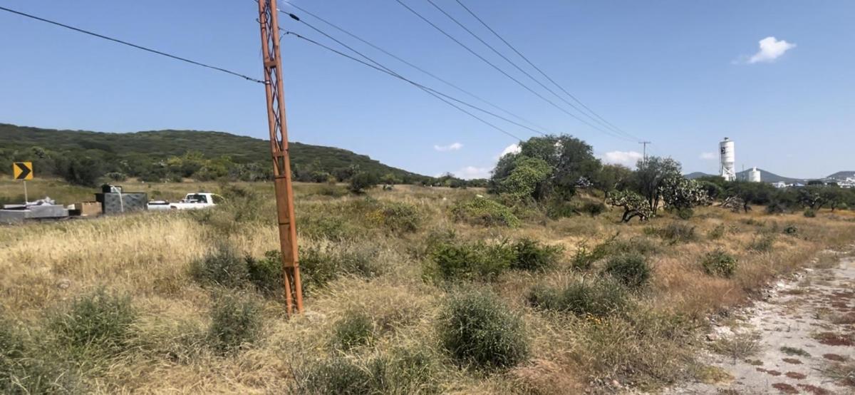Terreno en Venta en Libramiento Norponiente en carretera