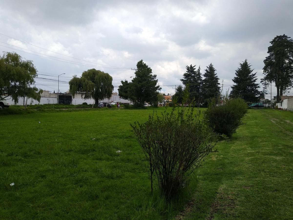 Terreno en venta, esquina en zona industrial