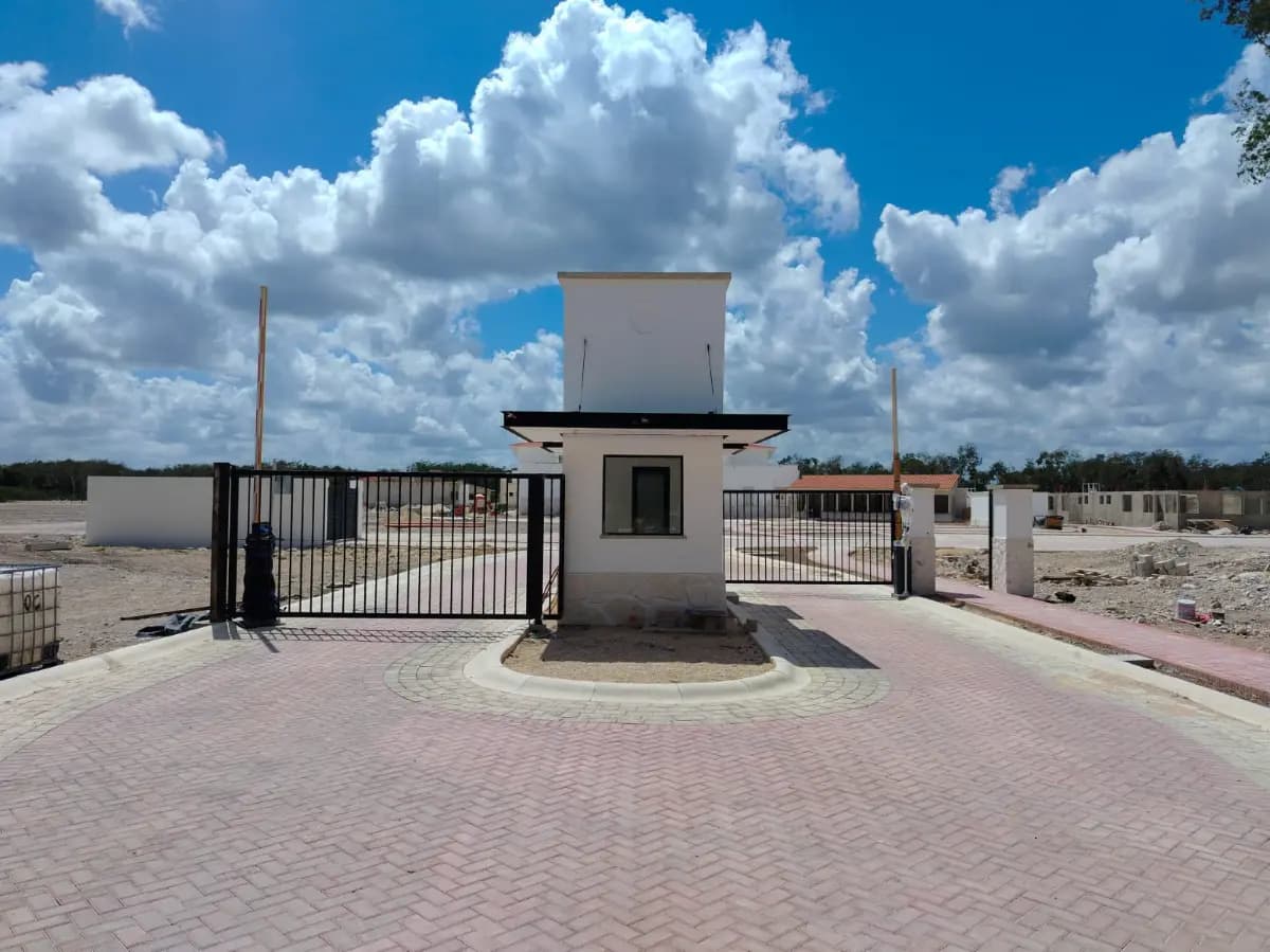 Carretera Sierra Papacal, 97307 Mérida, Yucatán, México