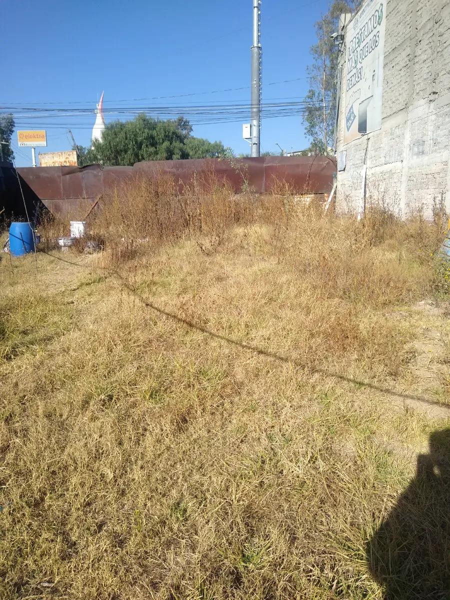 Terreno de 335 m2 en esquina con acceso por dos calles